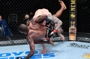 Vettori records 11 takedowns in UFC middleweight clash